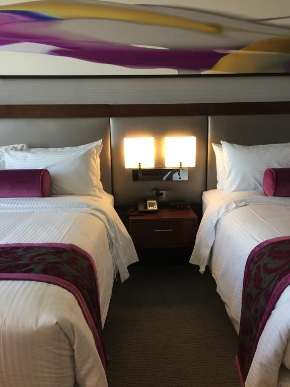 Parkwest Bicycle Casino Hotel 4*